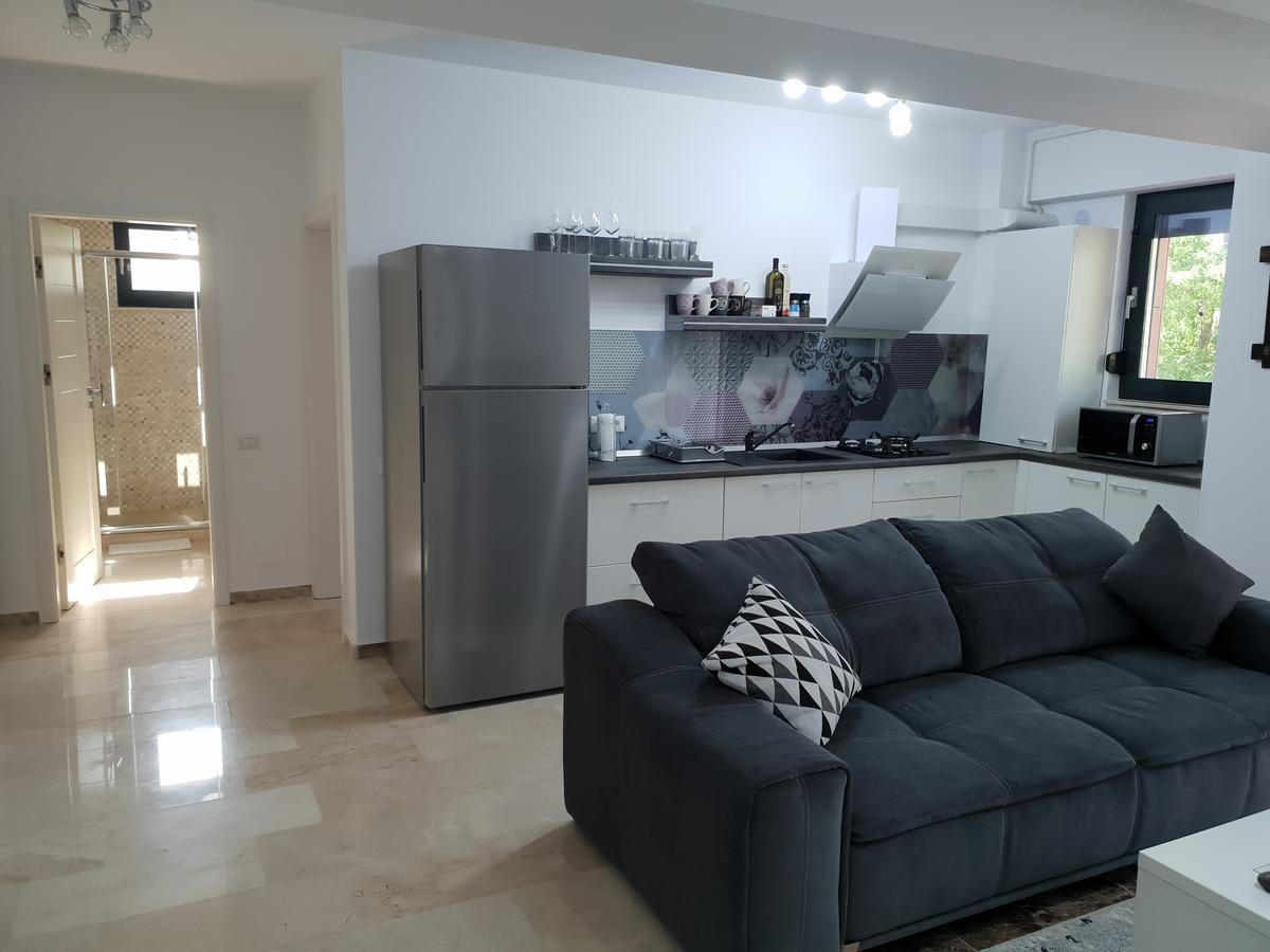 Marble Luxury Apartments Mamaia Exterior photo