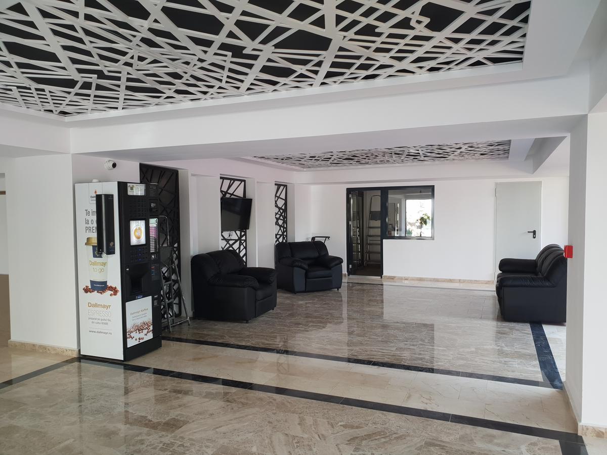 Marble Luxury Apartments Mamaia Exterior photo
