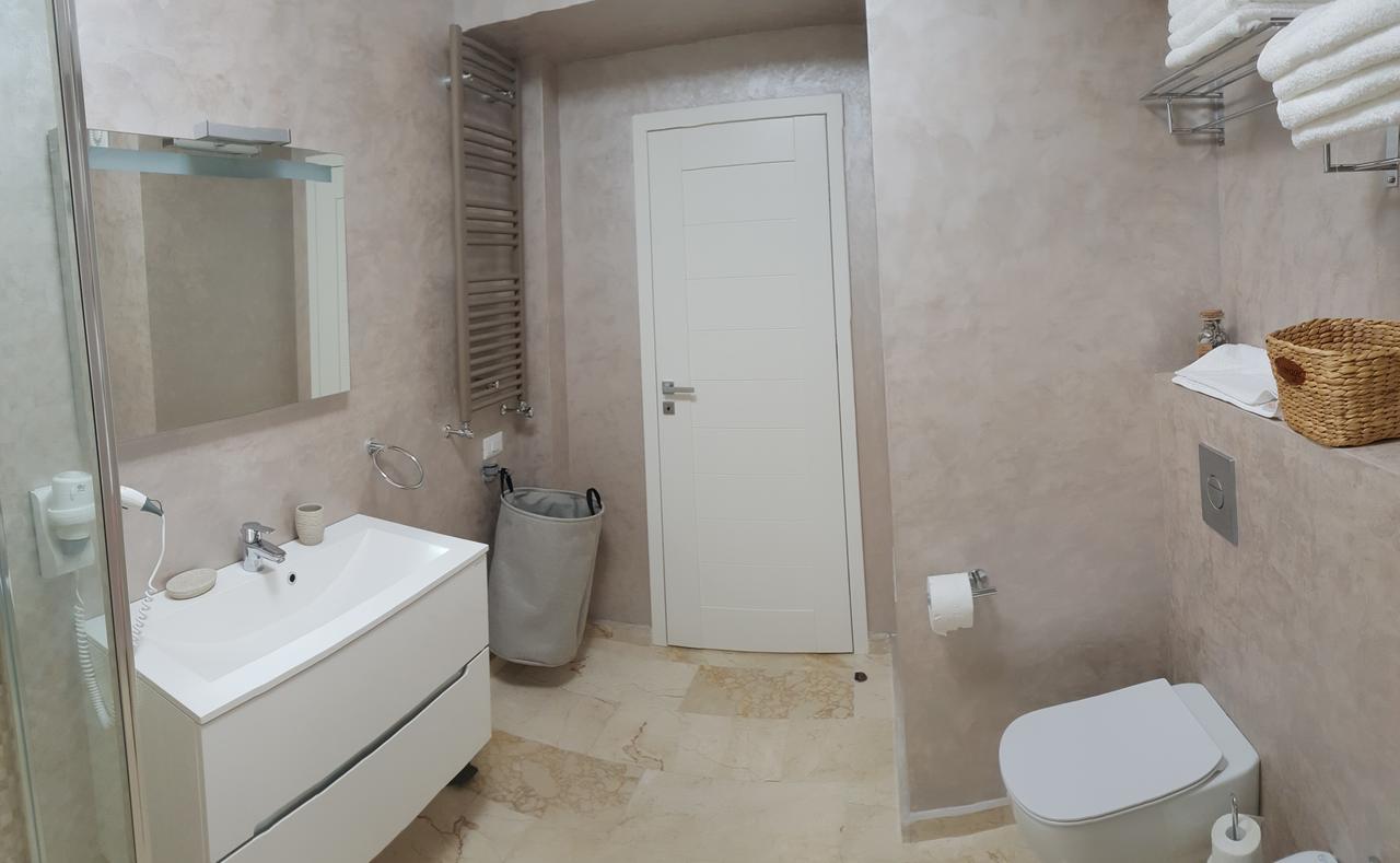 Marble Luxury Apartments Mamaia Exterior photo