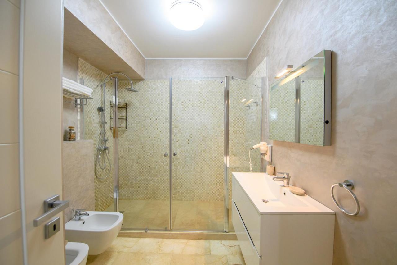 Marble Luxury Apartments Mamaia Exterior photo