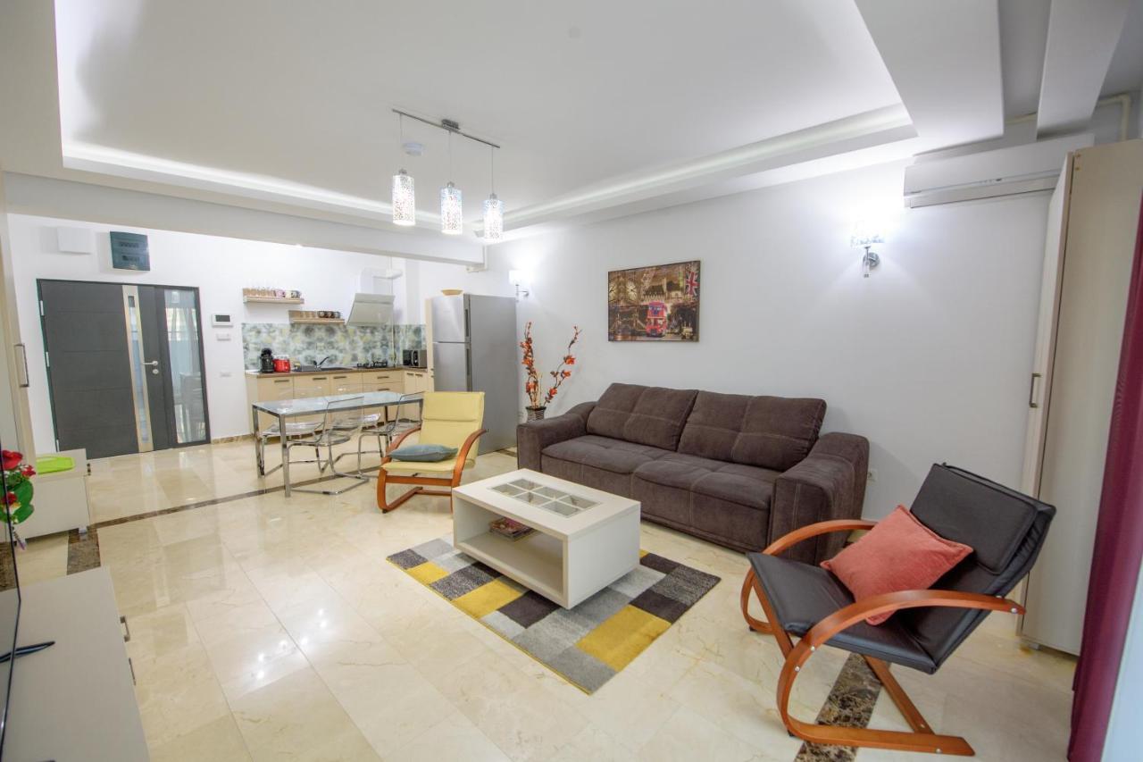 Marble Luxury Apartments Mamaia Exterior photo