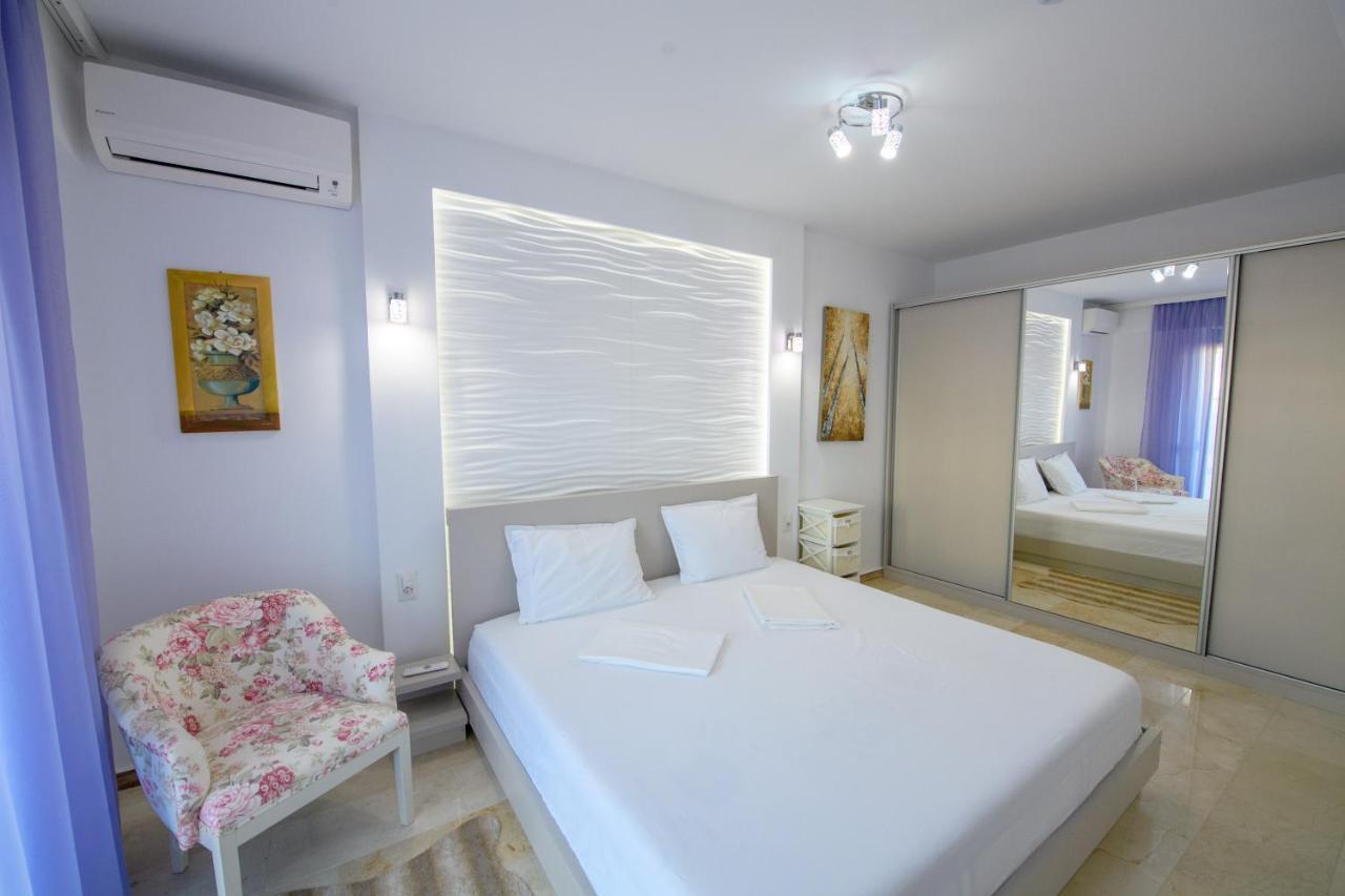 Marble Luxury Apartments Mamaia Exterior photo